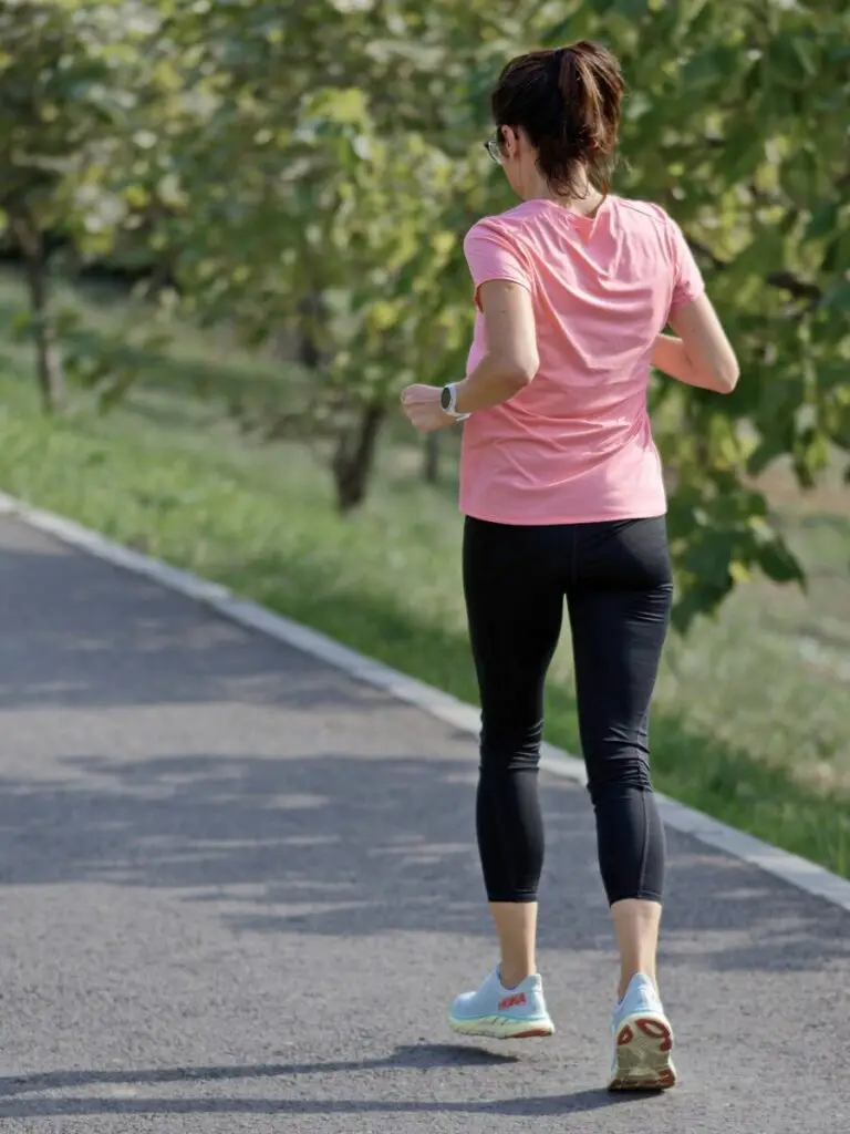 woman, running, road-7519410.jpg